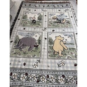 VTG Classic Pooh Daisy Chains Woven Tapestry Throw Blanket 42x62 Disney USA